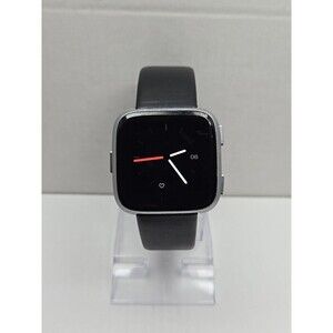 Fitbit Versa FB505 Special Edition Silver Smartwatch Activity Tracker No Charger